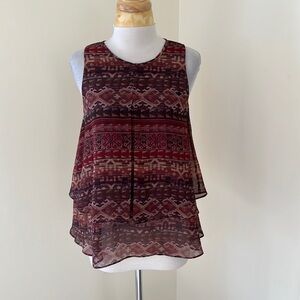 NWT! BCBGENERATION Size XS coffee bean layered float top